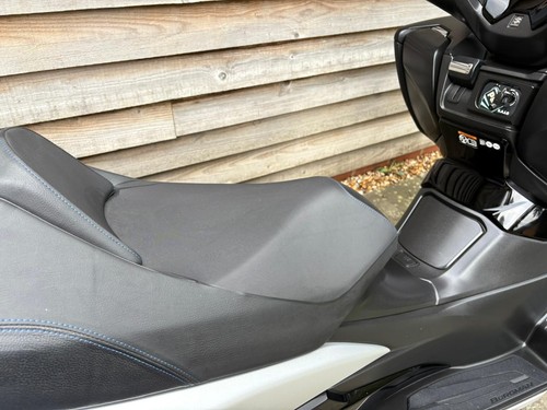 2022 / 72 Suzuki AN400 Burgman £4000 Silver 12231 miles. - Picture 24 of 24
