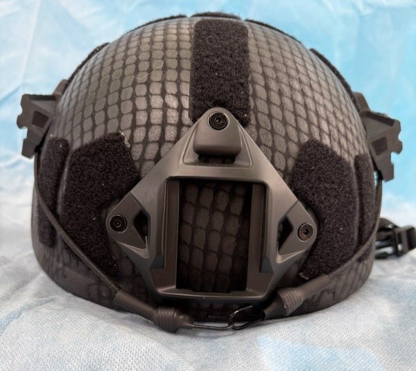 実物放出品 CVCバリスティックヘルメット DH-132B s-l1200.jpg