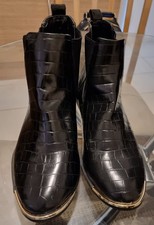 Dorothy Perkins Women's wide Fit Black  Ankle Boots Size 8