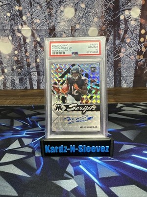 2022 Mosaic Velus Jones Jr (RC) Rookie Scripts PSA- 10 Chicago Bears 