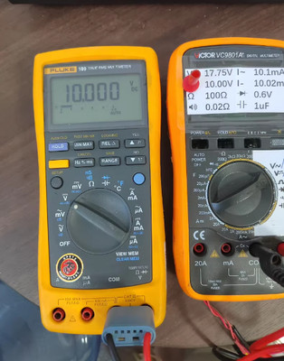1PC Fluke 189 True RMS Digital Multimeter /Used/