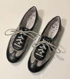 jet sneakers for ladies