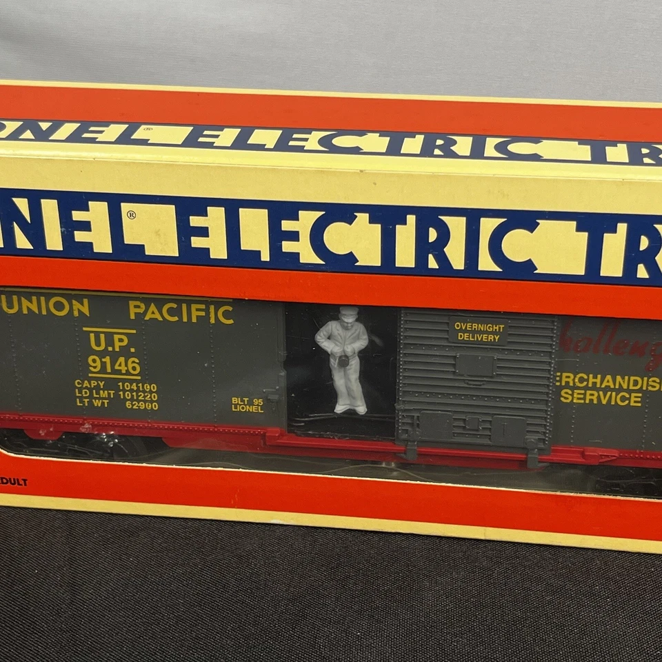 LIONEL MPC SOO LINE REA RAILWAY EXPRESS REEFER CAR 6-19536 - Image 3 of 4