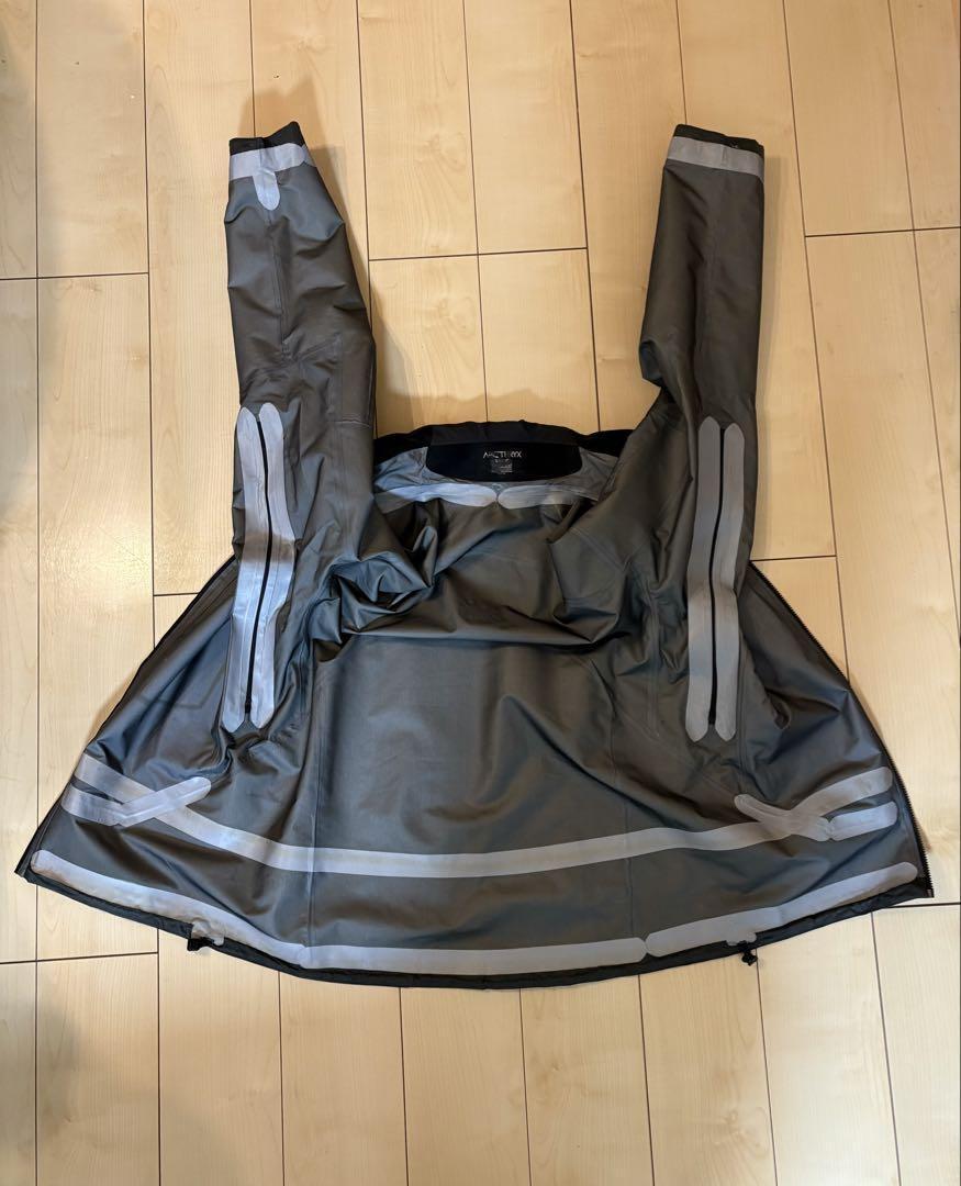 ARC'TERYX Stinger Jacket theta alpha sv Leaf beams GORE-TEX ARC'TERYX Stinger Jacket theta alpha sv Leaf beams GORE-TEX