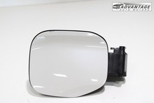 25 Subaru Forester Rear Fuel Tank Filler Door Lid Cover Crystal White Pearl Oem 25 Subaru Forester Rear Fuel Tank Filler Door Lid Cover Crystal White Pearl Oem
