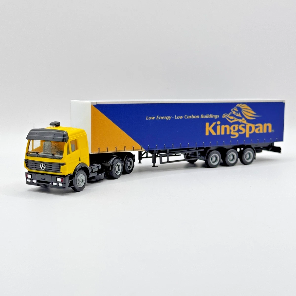 Mercedes Actros 4x2 Tractor - White Liner