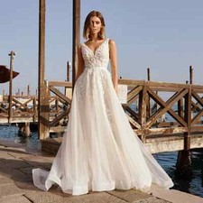 Modern V Neck Sleeveless Lace Applique Backless Zipper Tulle Wedding Dress New