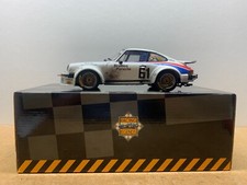 EXOTO RACING LEGENDS PORSCHE 911/934 RSR #61 BRUMOS BOITE + SURBOITE AR D10