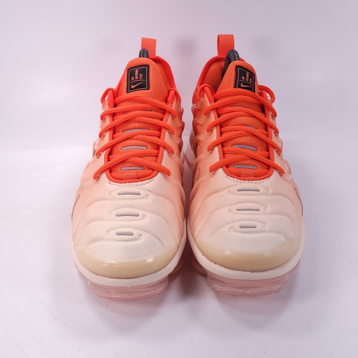 Nike Air Vapormax Plus Athletic Lace Up Shoe Womens Size 7.5