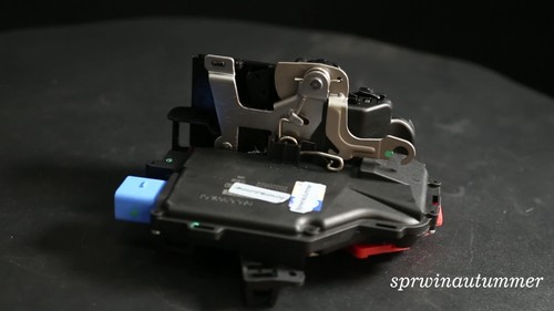 Right Rear Door Locking Mechanism 7L0839016B Fit For 2003-2010 Porsche Cayenne - Video 1 of 1