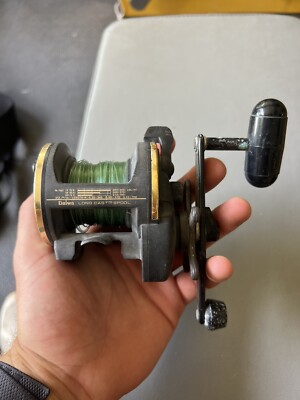 ダイワ　シーライン　SL３０ＳＨ　オールド DAIWA SEALINE SL30SH STAR DRAG GRAPHITE FISHING REEL WITH LONG