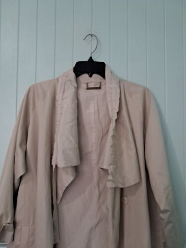 Diane Von Furstenberg Spy Trench Coat Double Breasted Beige Sz 4 Classic - Picture 2 of 14