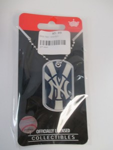 yankees dog tag