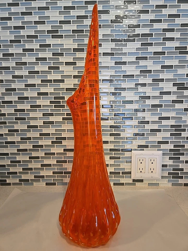 Vintage LE Smith Flame Orange Swung Glass Vase Air Bubbled Ribbed Simplicity 24” - image 4 of 4