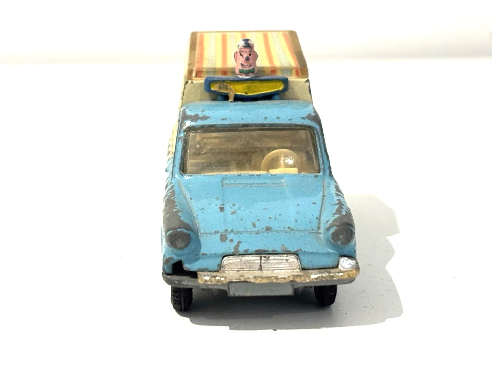 Furgoneta de helados Corgi 474 Wall's Ford Thames Anglia diecast classic 1.43 A1 Foto 2 de 4