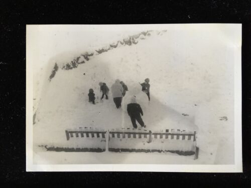#1876 Giapponese Vintage Foto 1940s / People Rendendo Snowmen - Photo 1/4