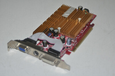 MSI GeForce 7300LE 256MB PCIe Grafikkarte Computer PC Card NX7300LE 7300 LE