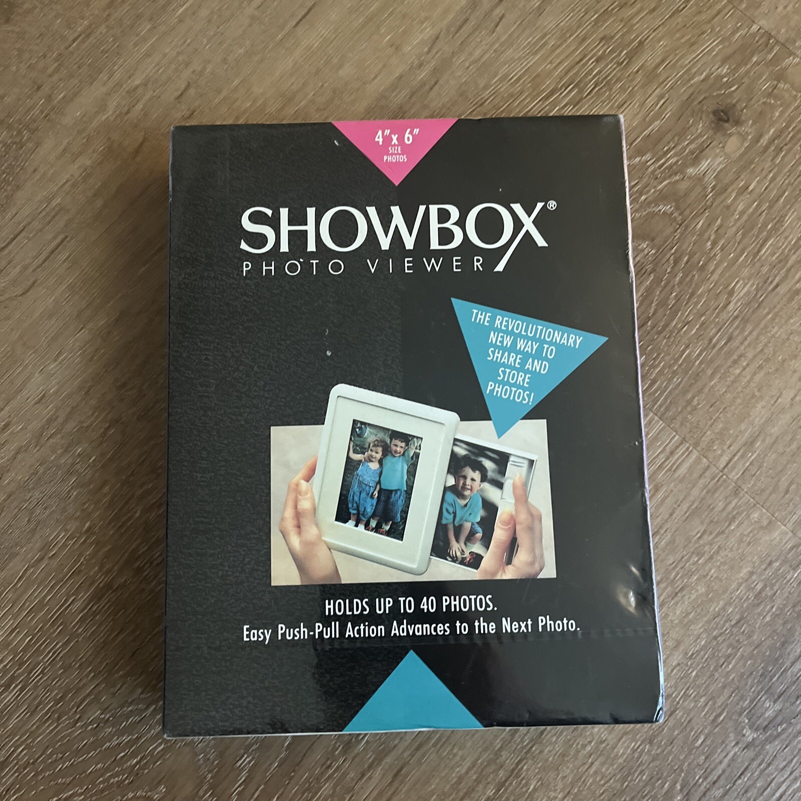 Showbox Photo Viewer Holds 40 Photos Soft White 3 1/2" x 5" Photos
