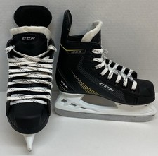 CCM 1052 Ice Hockey Skates, Junior Size 1, Boys Shoe Size 2, Foot Length 8.2