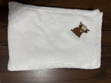 White baby blanket with highland cow/bull patch, 30x40in, 100 polyester