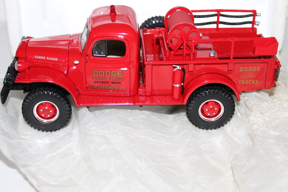 FIRST GEAR Dodge Power Wagon Brush Fire Unit Dodge Truck Plant Fire Brigade No 1 - Image 2 of 4