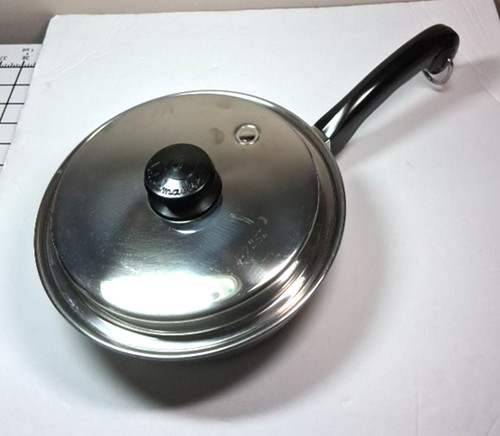 Saladmaster 18-8 Tri-Clad Stainless Steel 9 Inch Skillet Fry Pan with Vapo Lid