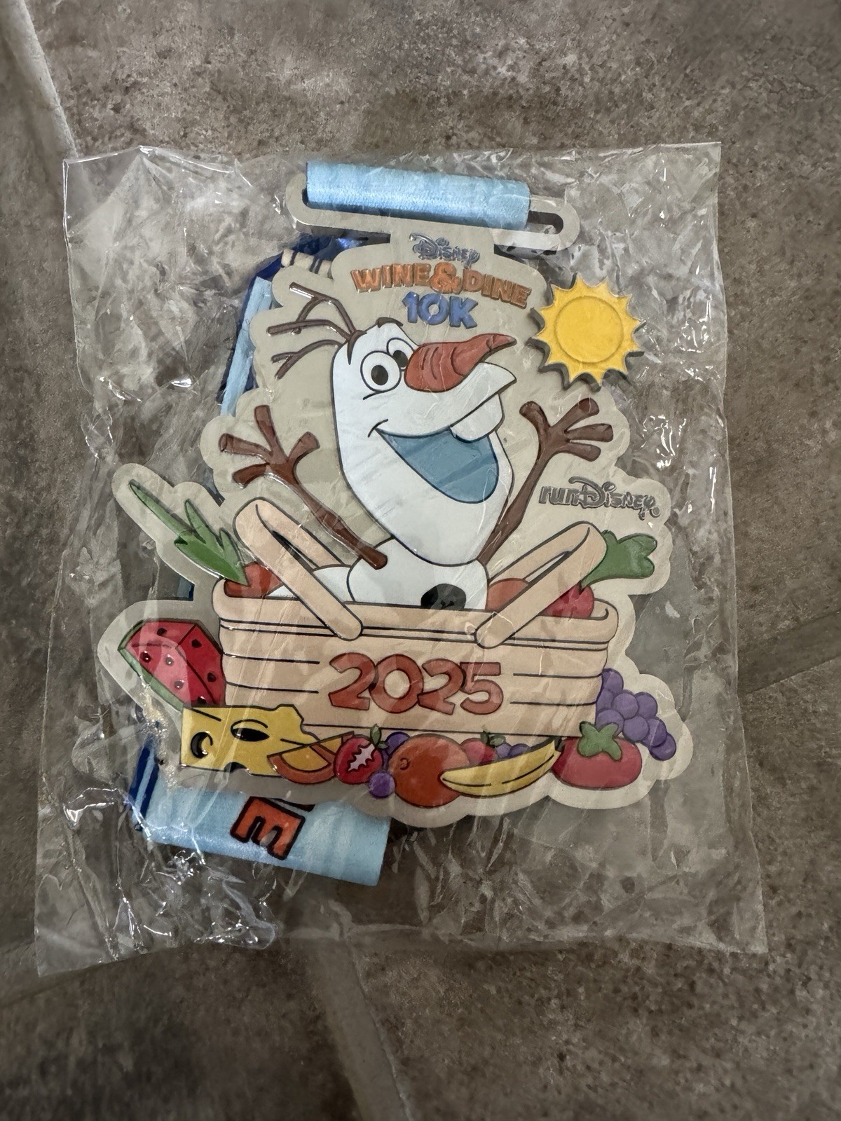 Disney runDisney Wine & Dine 10K 2025 Olaf Frozen Medal