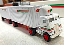 VTG CF Tonkin Consolidated Freightway Semi Truck Diecast Trailer HO Train Scale