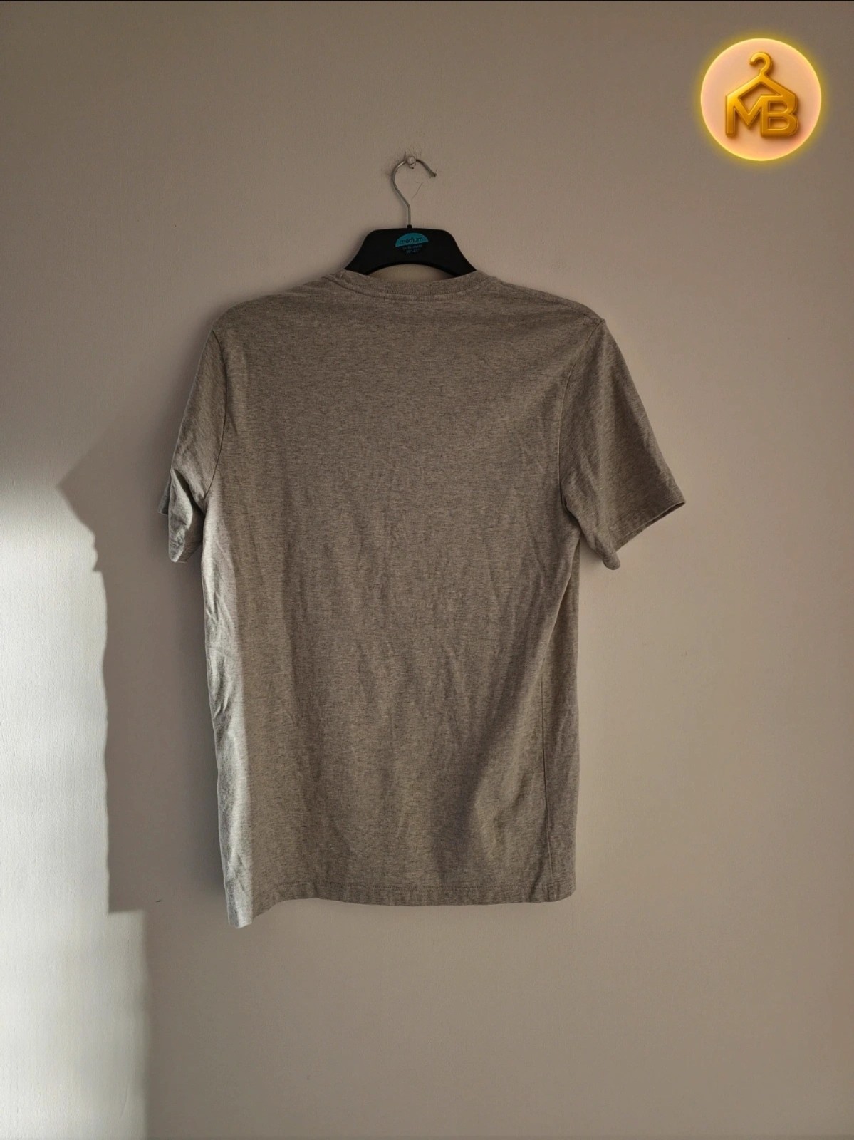 Grey Levi's Cotton Basic Tee Size M Excellent Con… - image 2