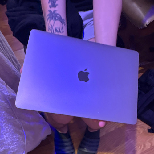 Apple MacBook Pro 13in (2016) i5 2.3GHz 8GB 256GB SSD Silver USB-C
