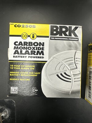 First Alert CO250B Carbon Monoxide Alarm Detector