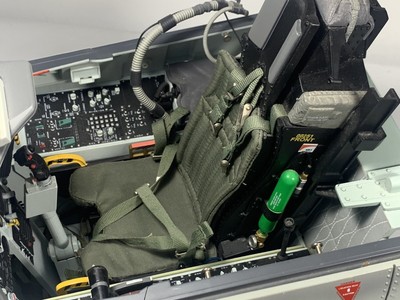 Elite Force Aviator F-15C Eagle Cockpit 1/6 Scale With Pilot
