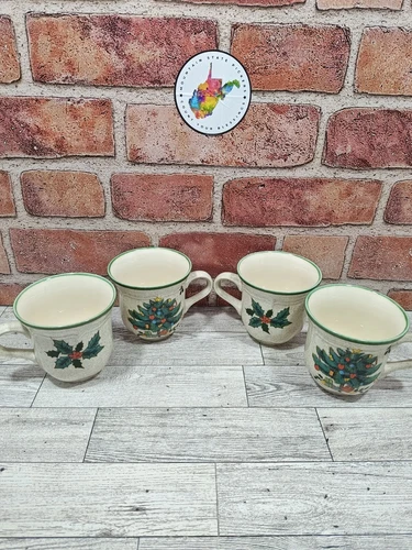 Mikasa Festive Season 4 Piece Tea Cups Christmas Tree Holiday EB451 VTG