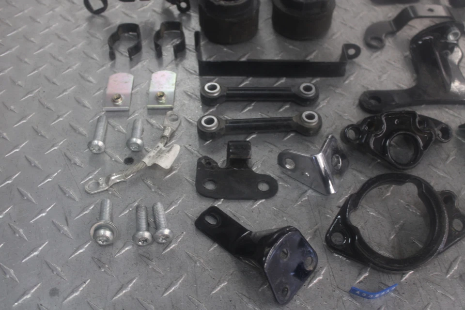 2017 HARLEY-DAVIDSON SPORTSTER 883 SUPER LOW XL883L HARDWARE BAG - Image 2 of 4