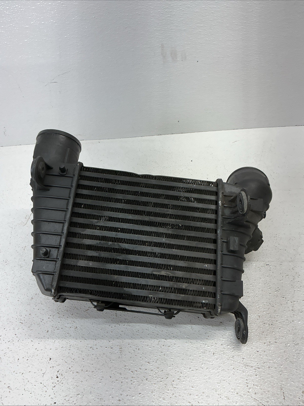 03-18 Bentley Continental Left Side Turbo Intercooler Radiator 3W0145803 OEM
