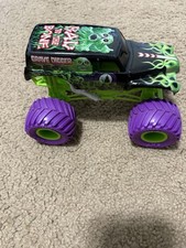 Grave Digger Monster Truck Spin Master LTD 66803RX No Remote Monster Jam RC 7"