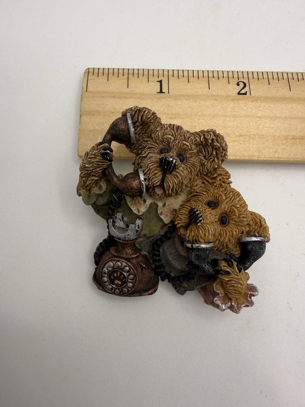 BOYDS BEAR TELEPHONE TIED Wearable Pin Alexandra & Belle 1999 Retired Excellent