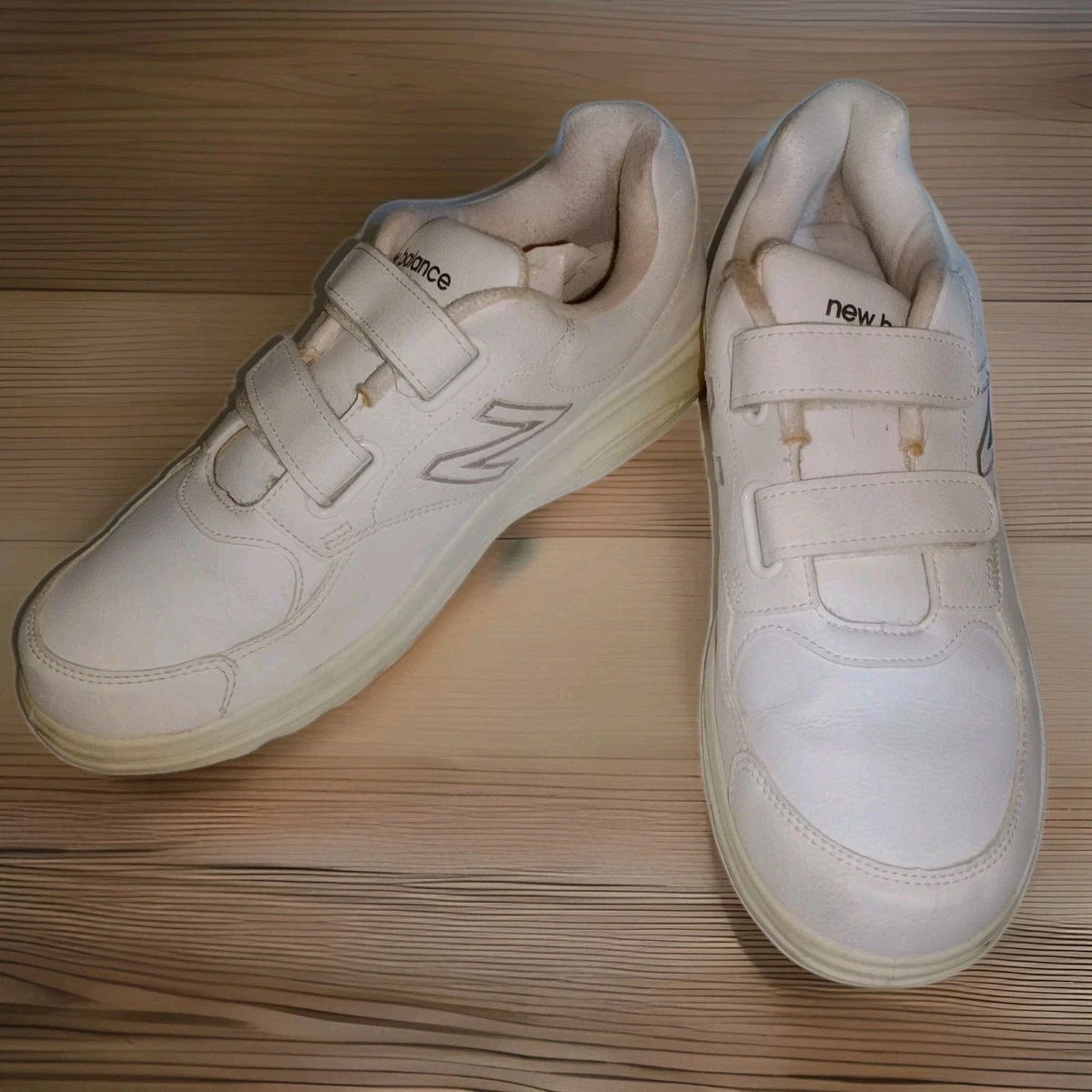 New Balance Hook and Loop 674 White for Sale | Authenticity  display picture 1