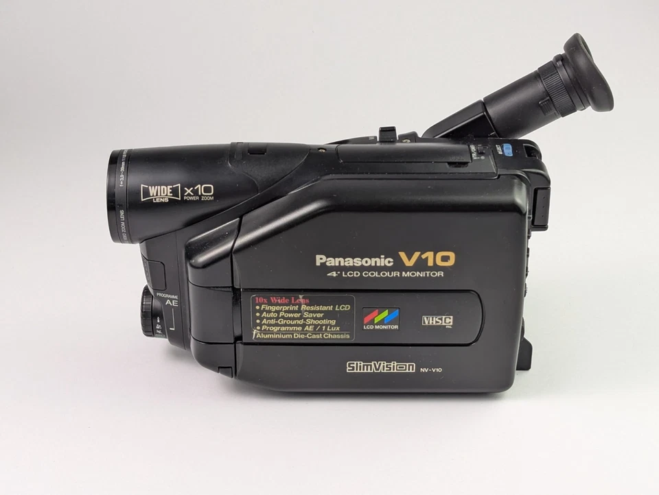Vintage Panasonic NV-V10E VHSC Camcorder JAPAN - Partially Working - Imagen 2 de 4