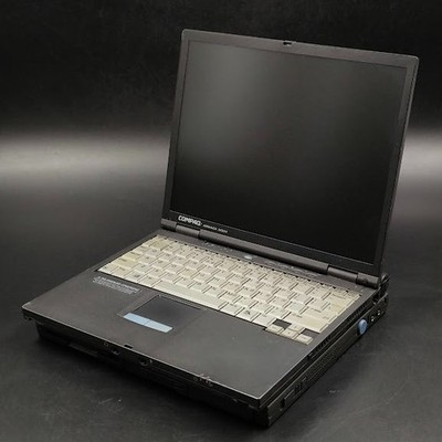 Compaq Armada M300 Vintage Computer - Nicht Funktionstüchtig