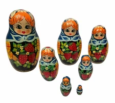 Vintage Matryoshka Nesting Dolls Wooden 7 Pieces Flowers Hand Painted 5.5"