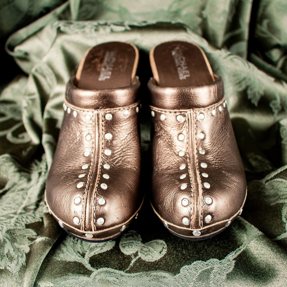 MICHAEL KORS Nuevo Bronce Dorado Tachuelas Cuero Mujeres Bloque Mula Zapatos Talla 6 M Foto 3 de 4