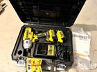 DEWALT DCF899NT 18V 1/2in XR Li-Ion Cordless High Torque Impact Wrench Kit