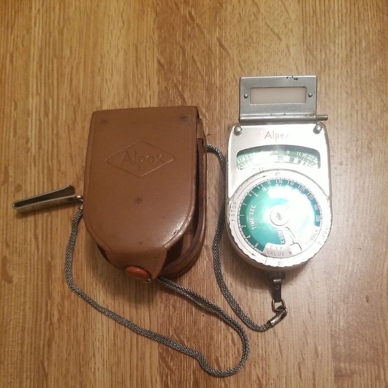 Alpex Photographic Light Exposure Meter with Leather Case Lanyard Japan - VTG