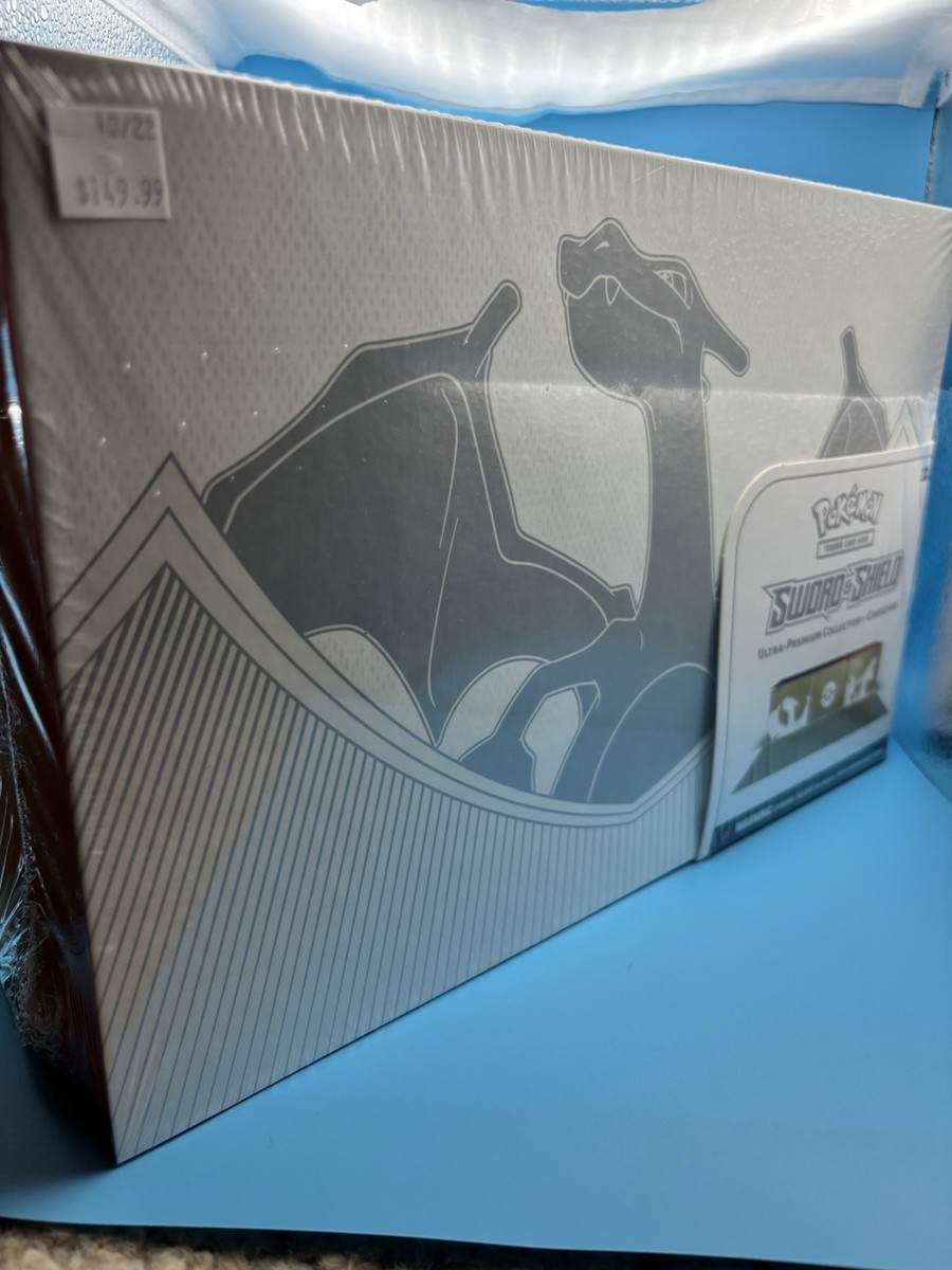 Pokémon TCG Sword and Shield Ultra Premium Collection Charizard