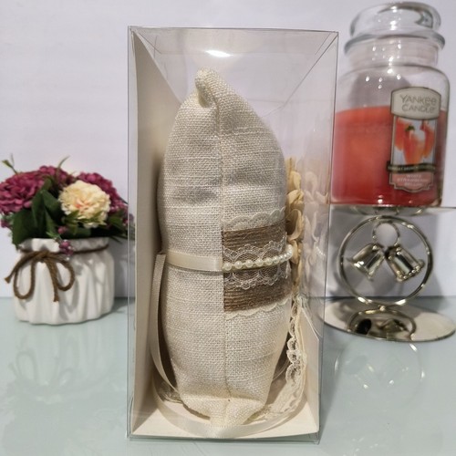 Charming Ivory Ring Pillow 7" Elegant Lace & Burlap Design/ Pearl Wedding Decor - Picture 4 of 6