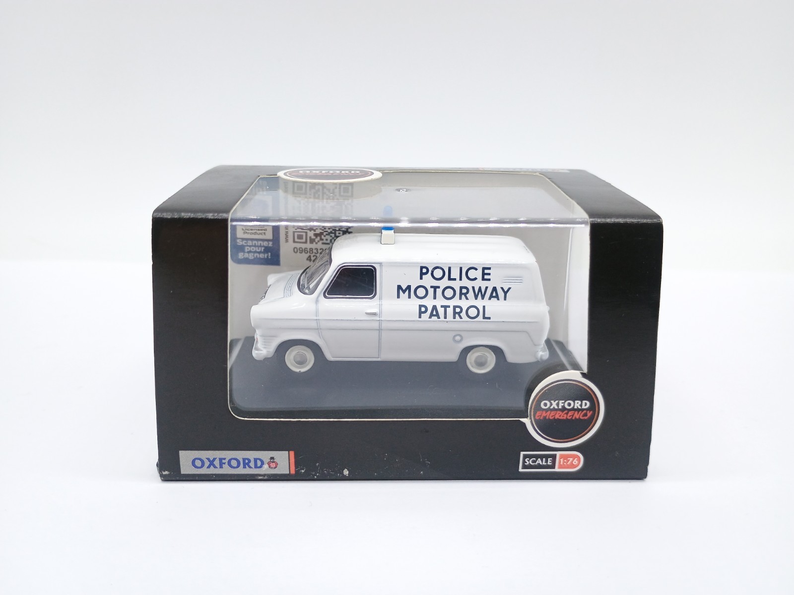 Oxford Ford Transit MK1 Police Motorway Patrol (Gwent) - OO (1:76) - New (MWTB)