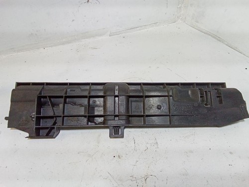 BMW 1 Coupe E82 Kühlerhalter 17107524912 2.00 Diesel 2010 30978357