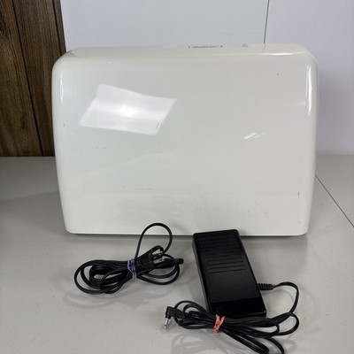 Brother CS-8072 Computerized Sewing Machine 120V 60HZ 80W LR43670