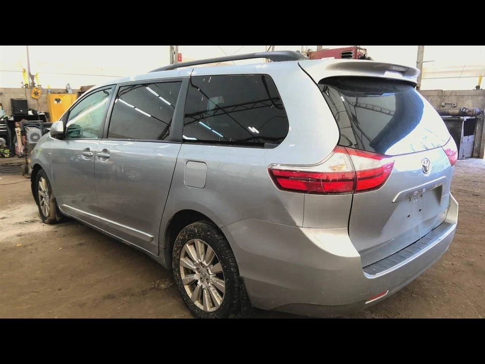 Cilindro maestro de freno compatible con 10-22 LEXUS RX350 6848063 Foto 3 de 4